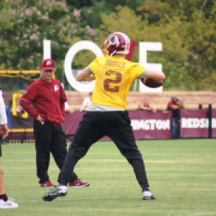 Quarterback Nate Sudfeld gets ready to pass. (Photo by Jake Russell)